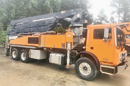 2006 Putzmeister 32Z Concrete Pump