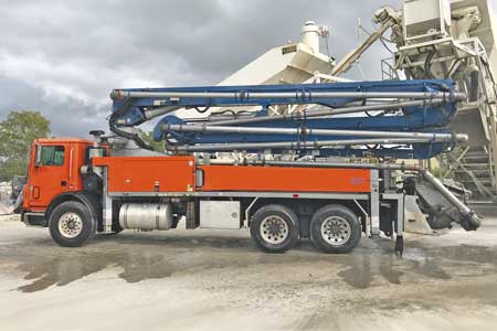2006 Putzmeister 38Z Concrete Pump