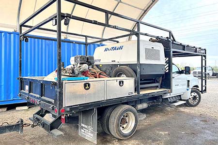2001 Olin Concrete Trailer Pump